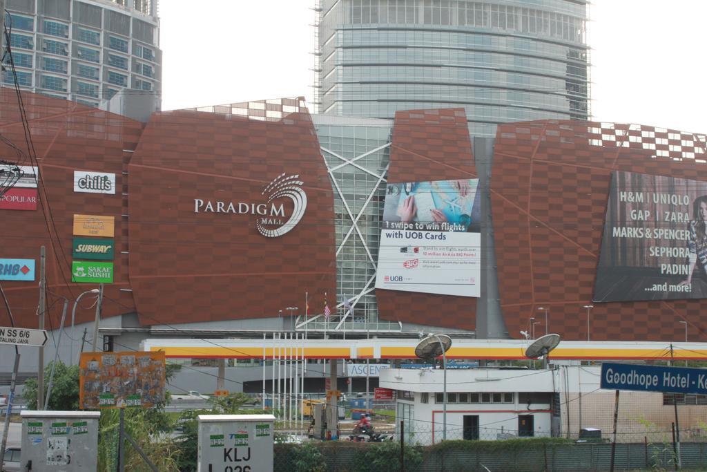 Sun Inns Kelana Jaya Petaling Jaya Exterior photo